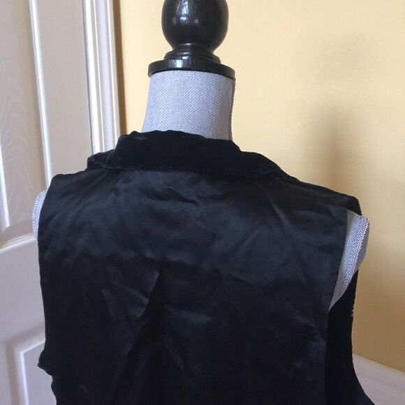 Halsey Collection Vest  - Picture 5 of 6